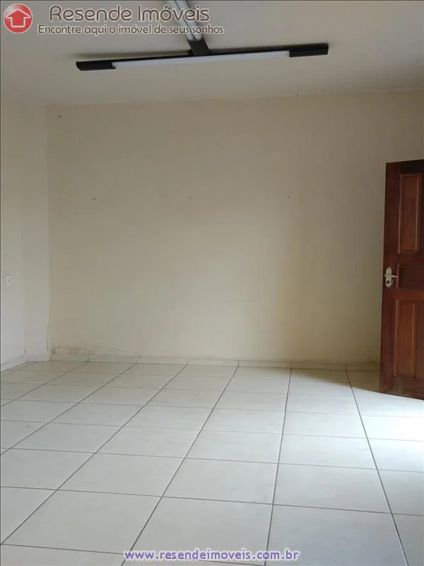 Foto 8 de 10 - Casa para aluguel em Cabral