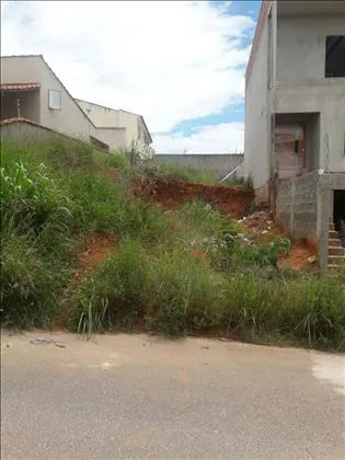 Terreno para venda em Monet