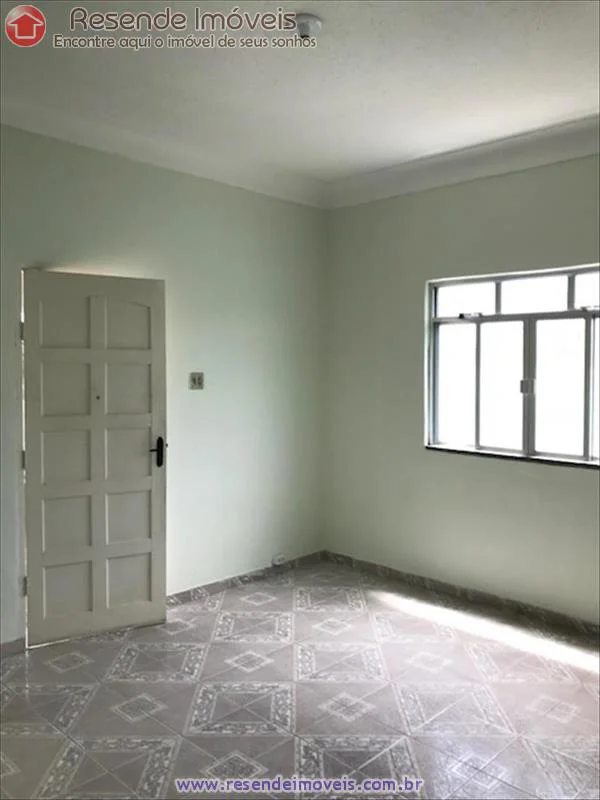Foto 4 de 10 - Casa para aluguel em Vila Santa Cecília