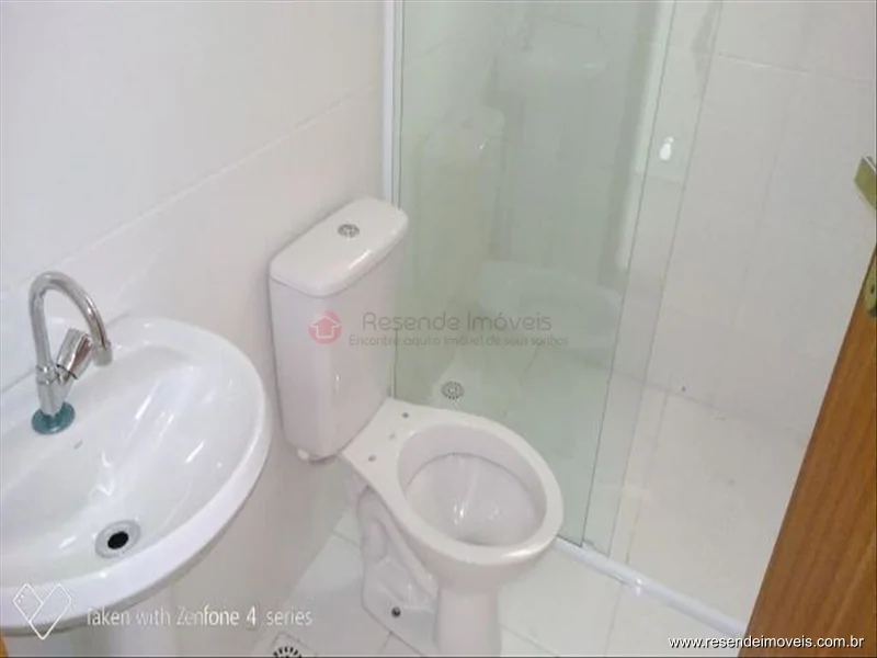 Foto 1 de 13 - Casa para venda em Morada da Montanha