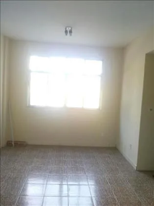 Apartamento para aluguel em Comercial