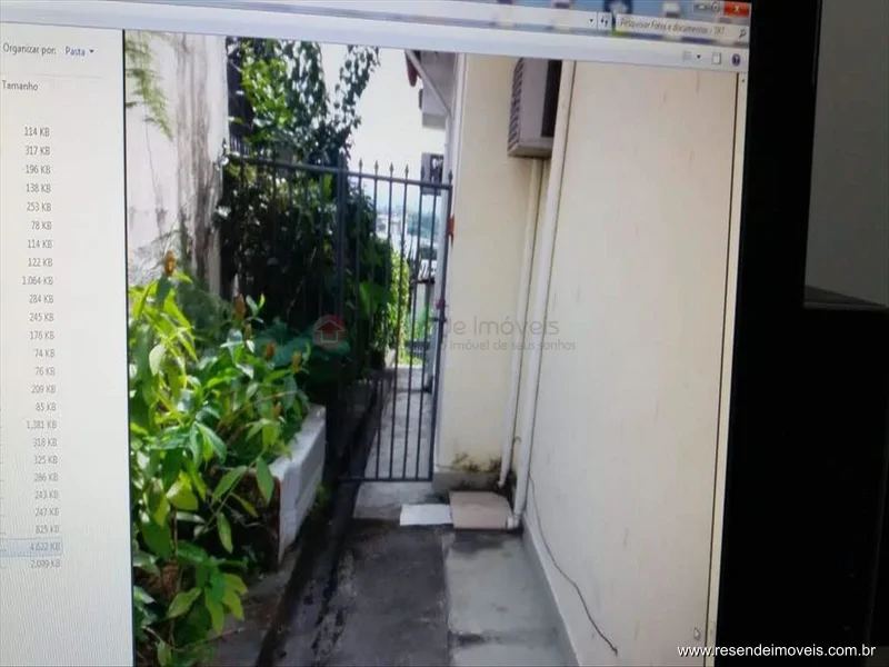 Foto 3 de 12 - Casa para venda em Centro