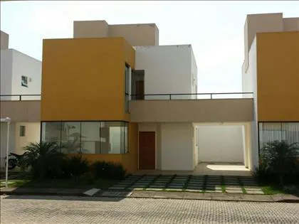 Casa em condomínio para aluguel em Parque Ipiranga