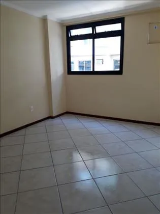 Apartamento para aluguel em Comercial
