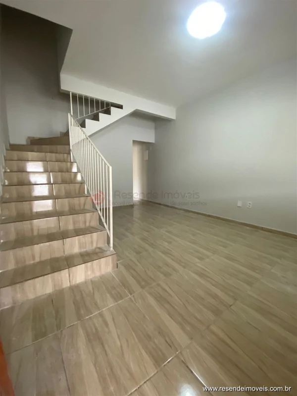 Foto 4 de 14 - Casa para aluguel em Jardim D'Oeste