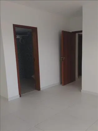 Apartamento para venda e aluguel em Centro