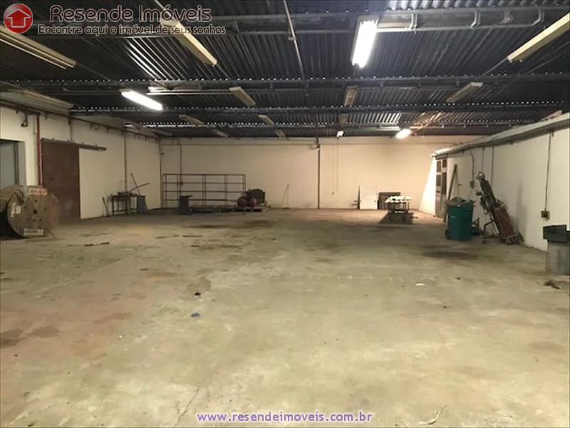 Foto 1 de 7 - Galpão para venda e aluguel em Casa da Lua