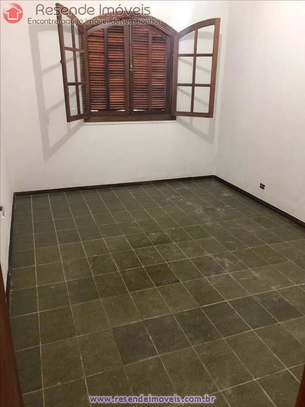 Foto 4 de 6 - Casa para aluguel em Parque Embaixador