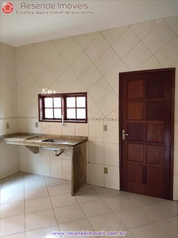 Foto 4 de 8 - Casa para aluguel em Morada do Castelo