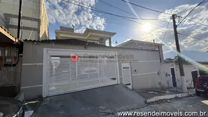 Casa à venda em Morada da Colina
