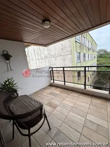 Apartamento em Comercial