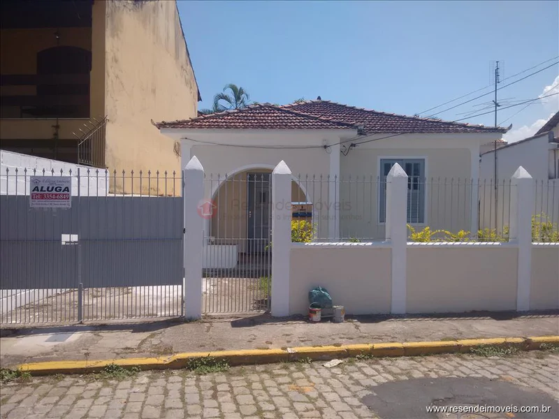 Foto 1 de 13 - Casa para aluguel em Vila Santa Cecília