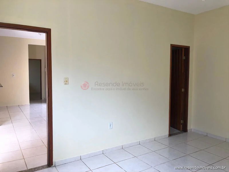 Foto 15 de 17 - Casa para aluguel em Vila Julieta