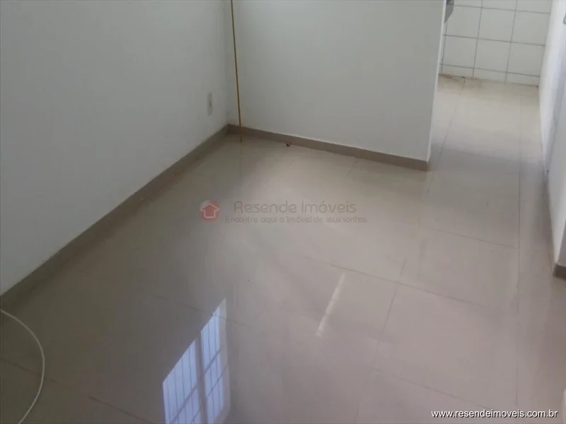 Foto 6 de 19 - Apartamento para venda em Cabral