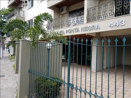 Apartamento para aluguel em Comercial