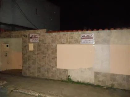 Casa para venda e aluguel em Vila Moderna