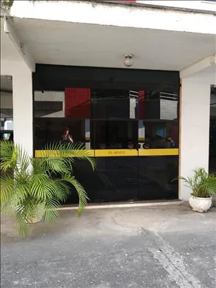 Apartamento para aluguel em Comercial