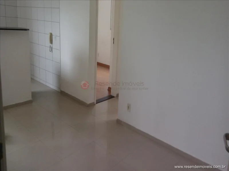 Foto 2 de 29 - Apartamento para venda em Cabral