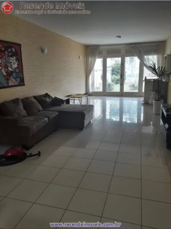 Foto 1 de 12 - Casa para aluguel em Centro