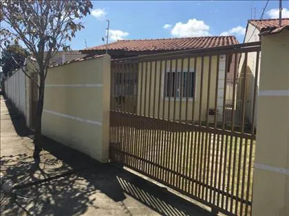 Casa para aluguel em Itapuca