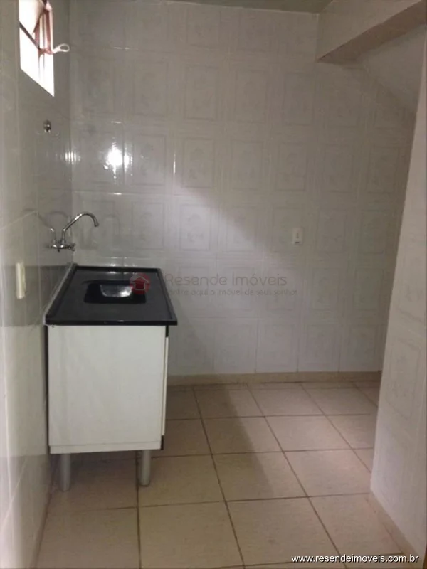 Foto 1 de 2 - Loja para aluguel em Jardim Brasília