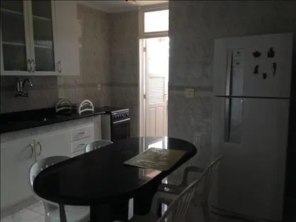 Apartamento para aluguel em Comercial