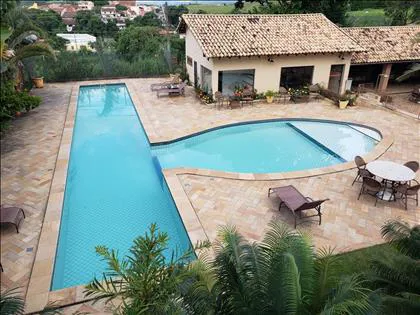 Casa em condomínio para venda e aluguel em Jardim Brasília II