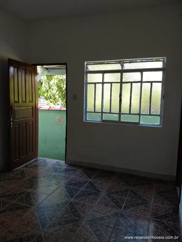 Foto 11 de 16 - Casa para venda em Cabral