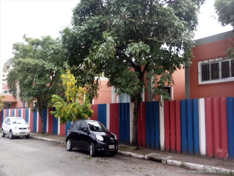 Foto 1 de 25 - Casa para aluguel em Comercial