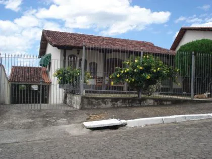 Casa para venda em Morada da Colina