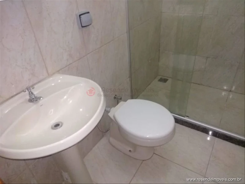 Foto 1 de 14 - Casa para aluguel em Jardim D'Oeste