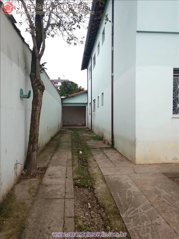 Foto 2 de 9 - Casa para aluguel em Vila Santa Cecília