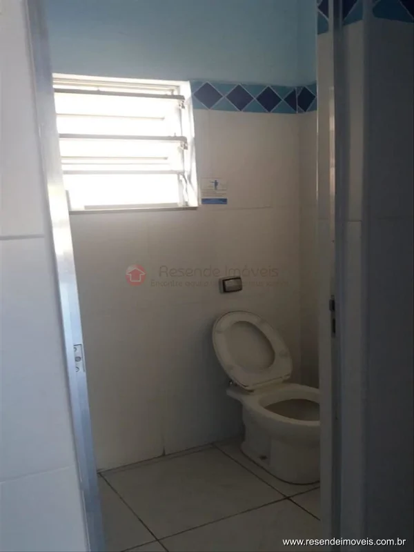 Foto 6 de 13 - Loja para venda em Morada do Contorno