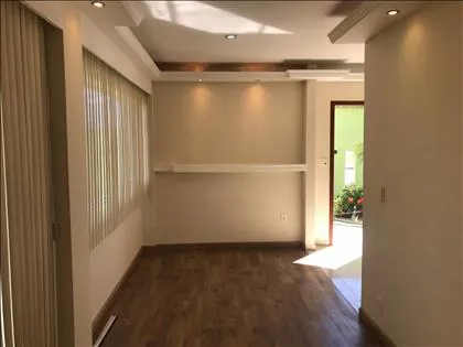 Casa para venda em Morada da Colina