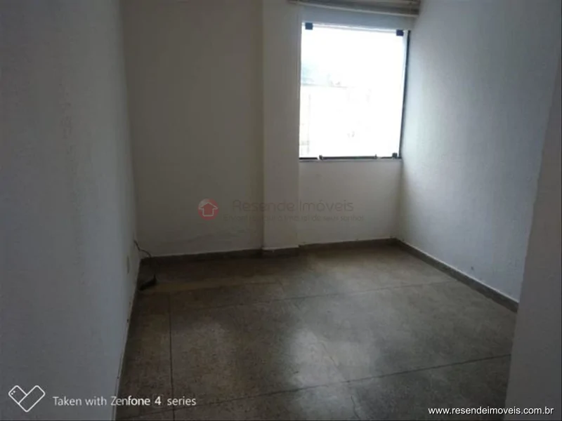 Foto 2 de 14 - Kitnet para venda em Liberdade