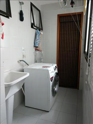 Apartamento para aluguel em Comercial