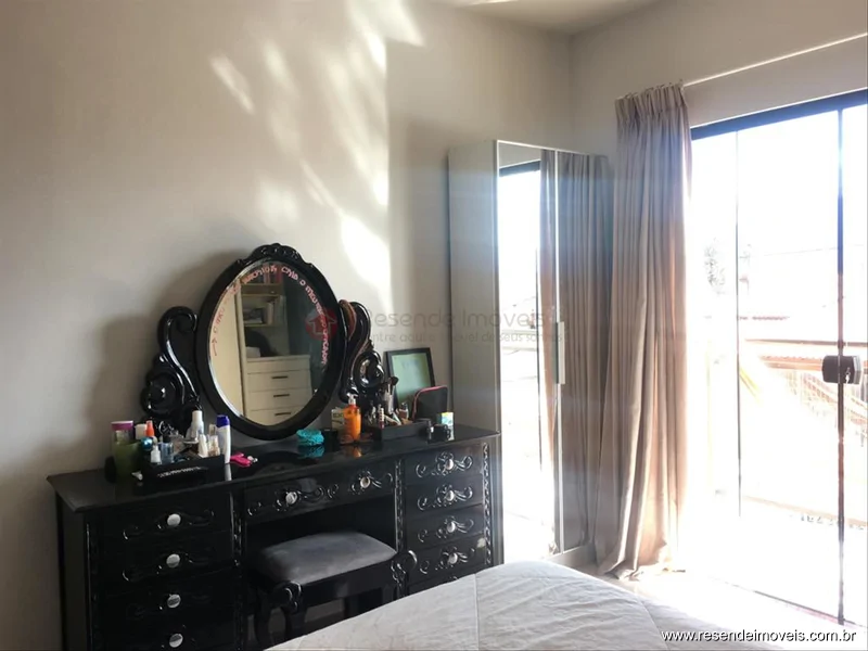 Foto 10 de 20 - Casa para venda em Morada da Montanha