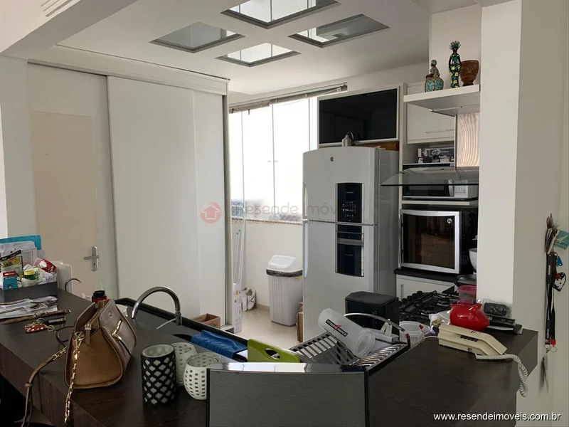 Foto 2 de 15 - Apartamento para venda em Morada do Castelo