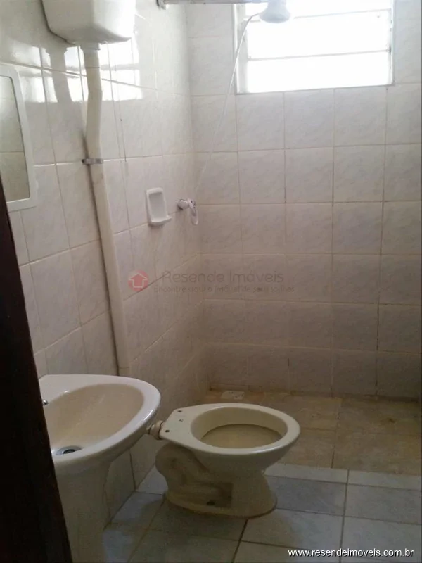 Foto 1 de 6 - Casa para aluguel em Vila Julieta