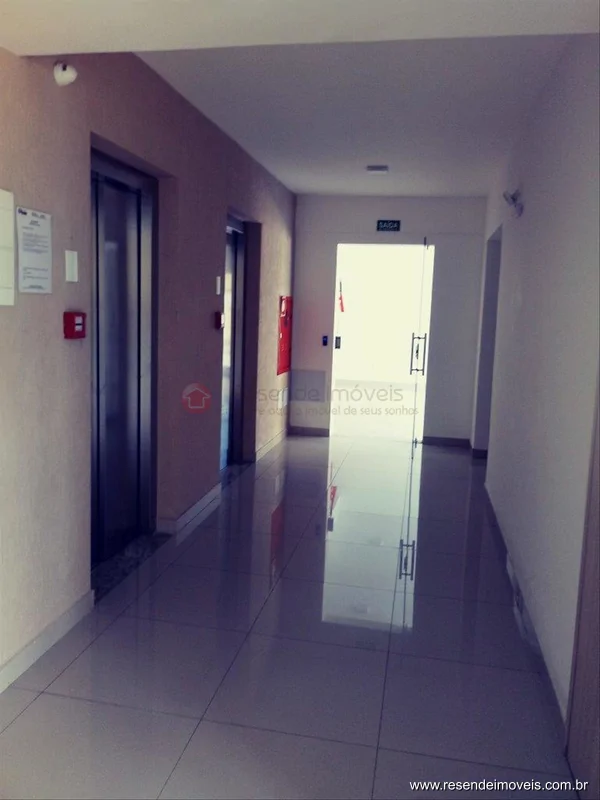 Foto 4 de 25 - Flat para venda e aluguel em Jardim Tropical