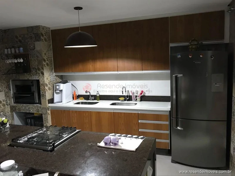 Foto 20 de 42 - Casa para venda em Morada da Colina