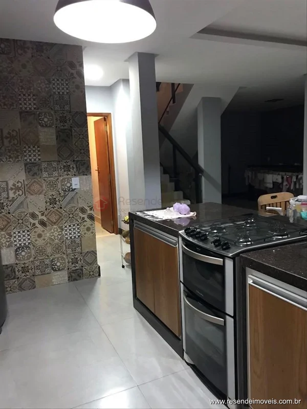 Foto 33 de 42 - Casa para venda em Morada da Colina