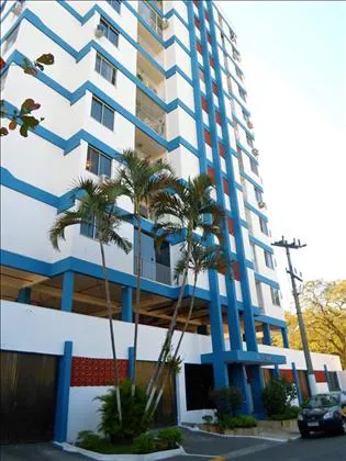 Apartamento para aluguel em Comercial