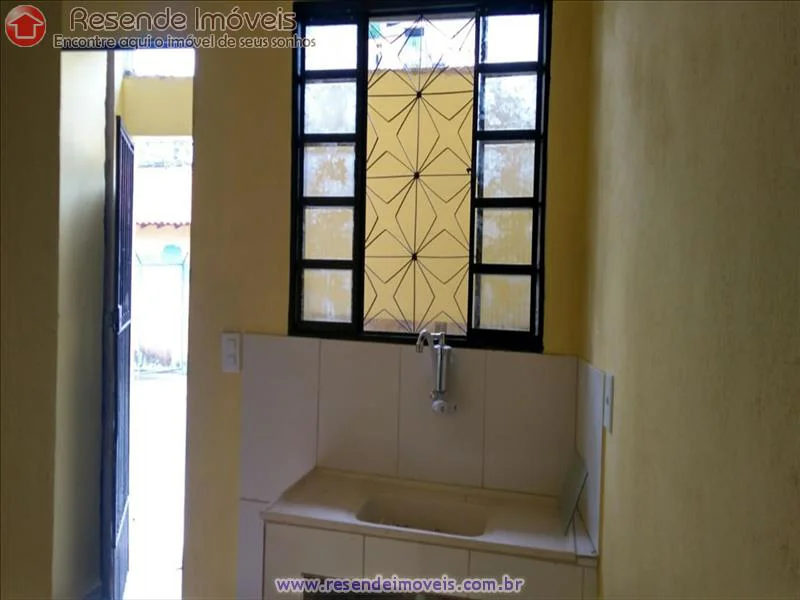 Foto 1 de 5 - Kitnet para aluguel em Cabral