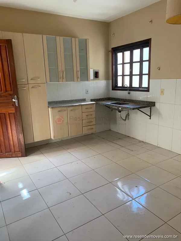 Foto 4 de 11 - Casa para venda e aluguel em Jardim do Sol