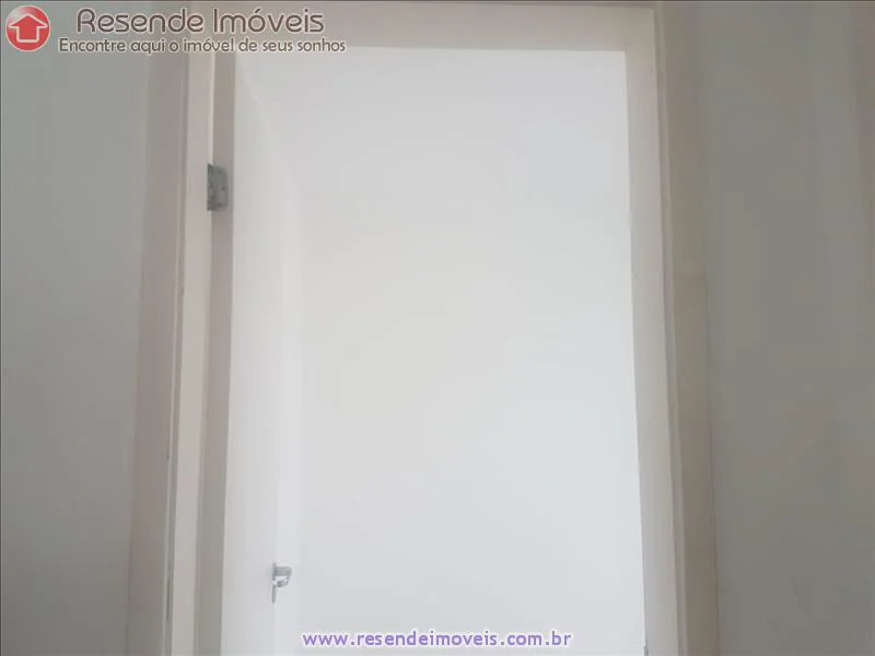 Foto 9 de 13 - Apartamento para aluguel em Cabral