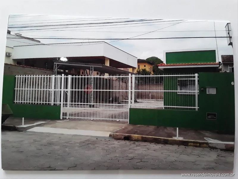 Foto 1 de 6 - Galpão para aluguel em Montese