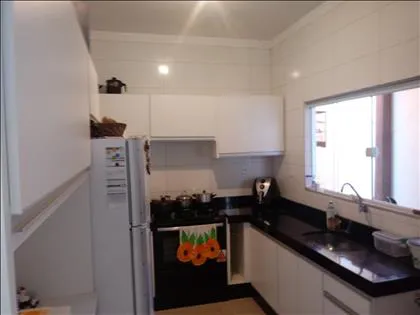 Casa para venda em Morada da Montanha