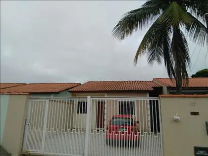 Casa para venda e aluguel em Itapuca