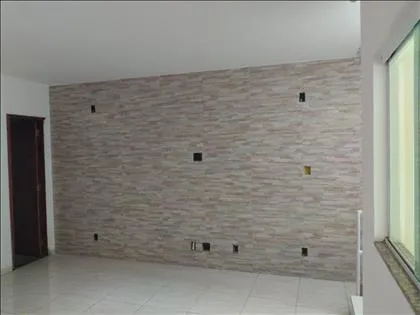 Casa para venda em Morada da Montanha